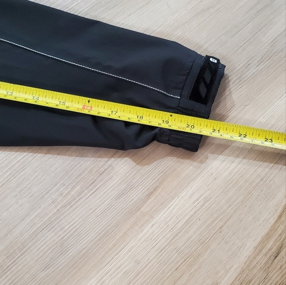 🆕New🆕 Black & White Sporty Windbreaker FJ Jacket - Picture 9 of 9